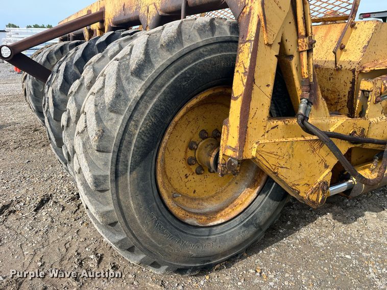 image for item DP0528 1995 Reynolds 18C  scraper