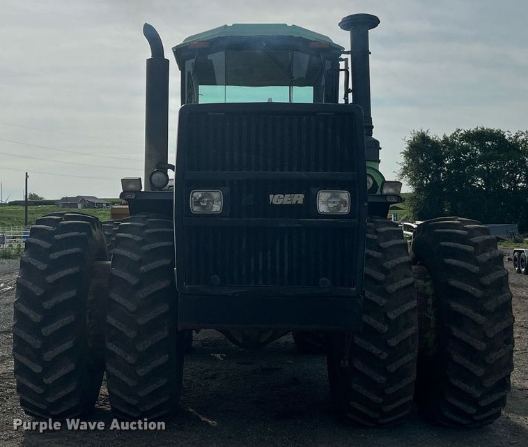 image for item DP0529 1985 Steiger Panther KP-1325  4WD tractor