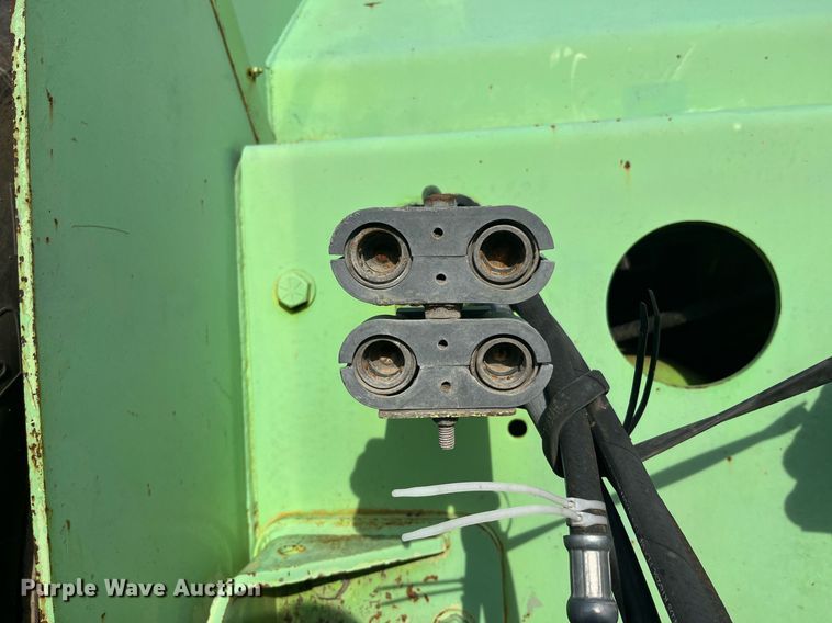 image for item DP0529 1985 Steiger Panther KP-1325  4WD tractor