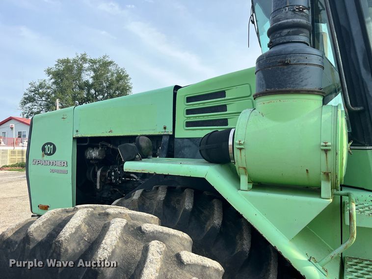 image for item DP0529 1985 Steiger Panther KP-1325  4WD tractor