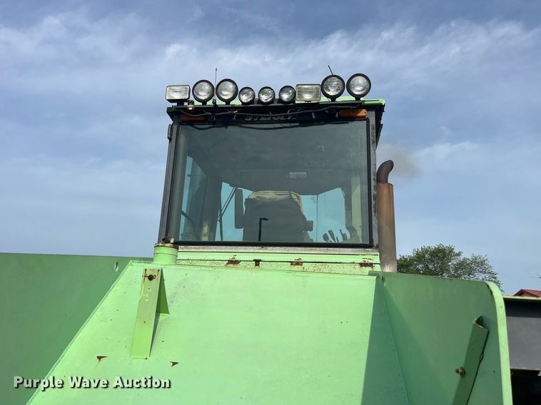 image for item DP0529 1985 Steiger Panther KP-1325  4WD tractor