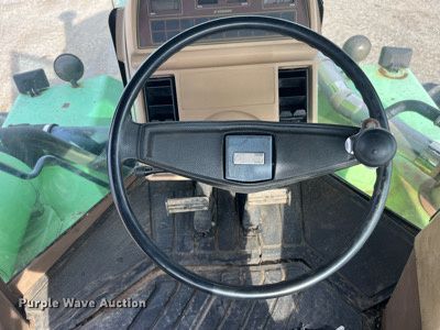 image for item DP0529 1985 Steiger Panther KP-1325  4WD tractor