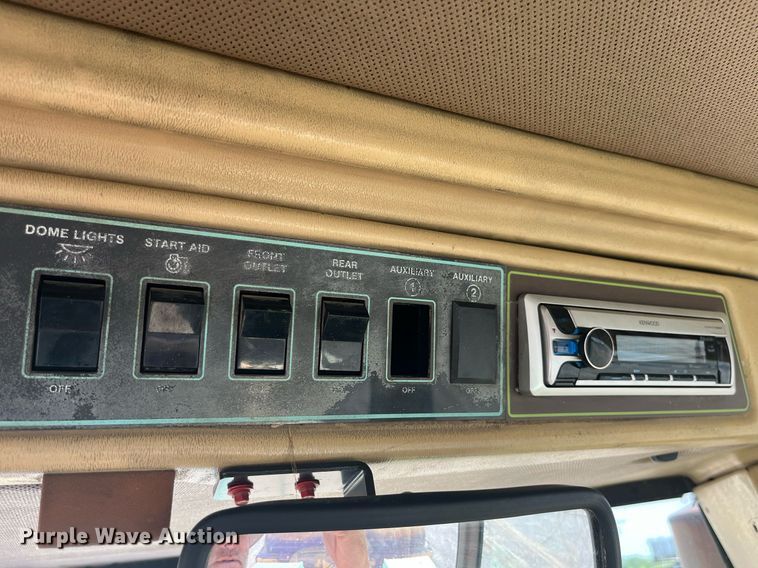 image for item DP0529 1985 Steiger Panther KP-1325  4WD tractor