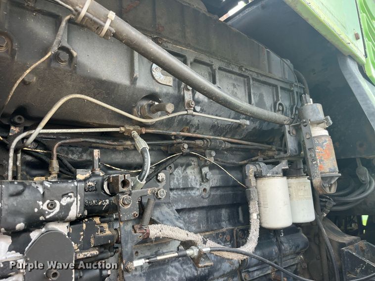 image for item DP0529 1985 Steiger Panther KP-1325  4WD tractor