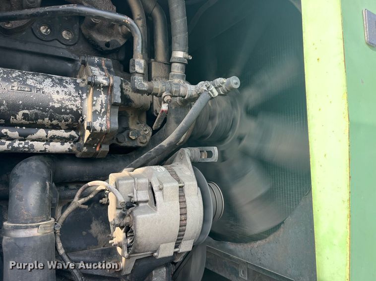 image for item DP0529 1985 Steiger Panther KP-1325  4WD tractor