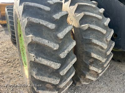 image for item DP0529 1985 Steiger Panther KP-1325  4WD tractor