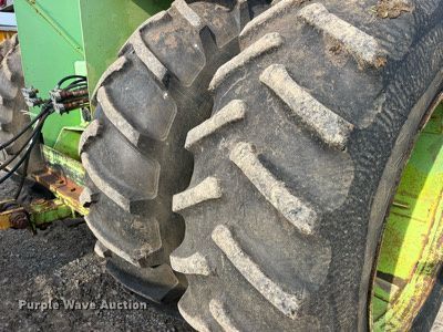 image for item DP0529 1985 Steiger Panther KP-1325  4WD tractor