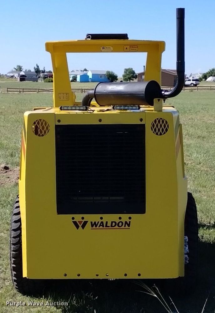 image for item DP3316 Waldon 4500B  compact utility loader