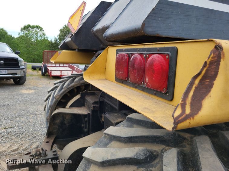 image for item DP5190 1993 Caterpillar Challenger 75C  tractor