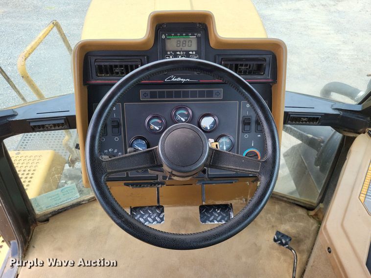 image for item DP5190 1993 Caterpillar Challenger 75C  tractor