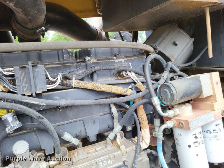 image for item DP5190 1993 Caterpillar Challenger 75C  tractor