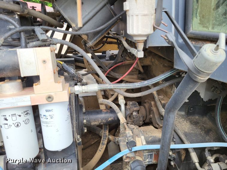 image for item DP5190 1993 Caterpillar Challenger 75C  tractor