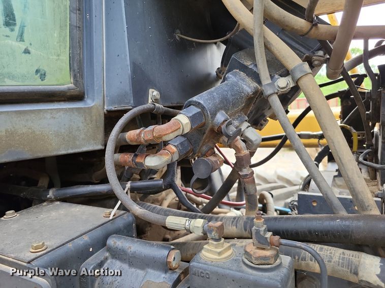 image for item DP5190 1993 Caterpillar Challenger 75C  tractor