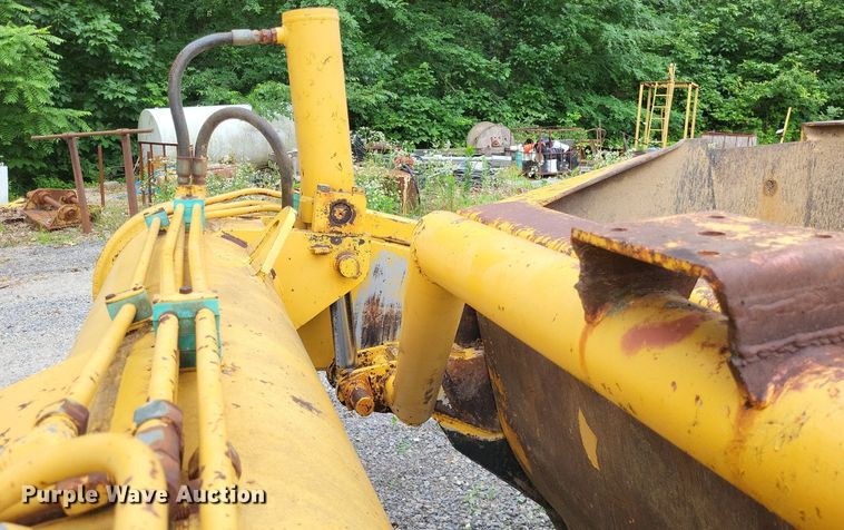 image for item DP5192 2002 Ashland I-155TS  scraper