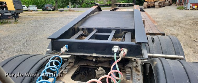 image for item DP5195 2008 Etnyre  equipment trailer