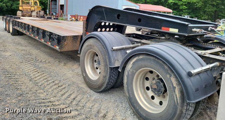 image for item DP5195 2008 Etnyre  equipment trailer