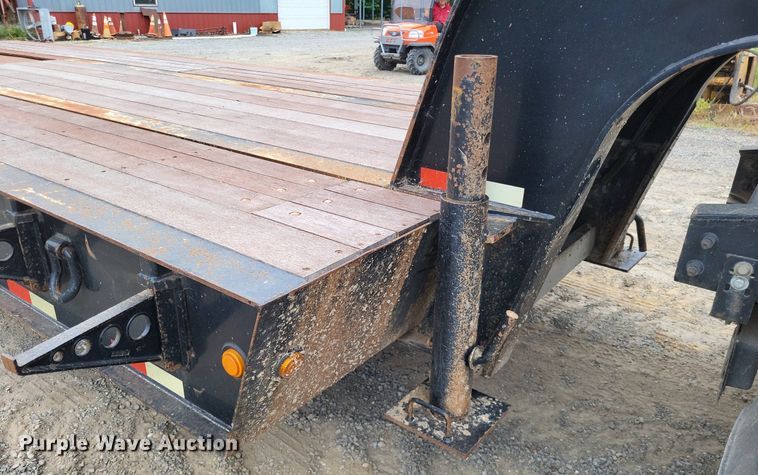 image for item DP5195 2008 Etnyre  equipment trailer