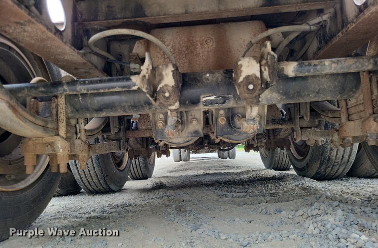 image for item DP5195 2008 Etnyre  equipment trailer