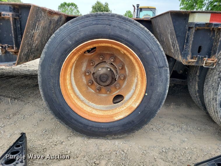 image for item DP5195 2008 Etnyre  equipment trailer