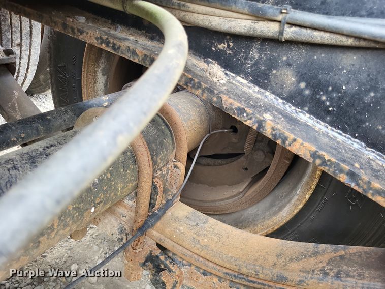 image for item DP5195 2008 Etnyre  equipment trailer