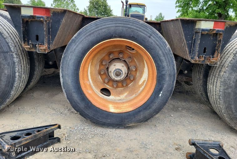 image for item DP5195 2008 Etnyre  equipment trailer