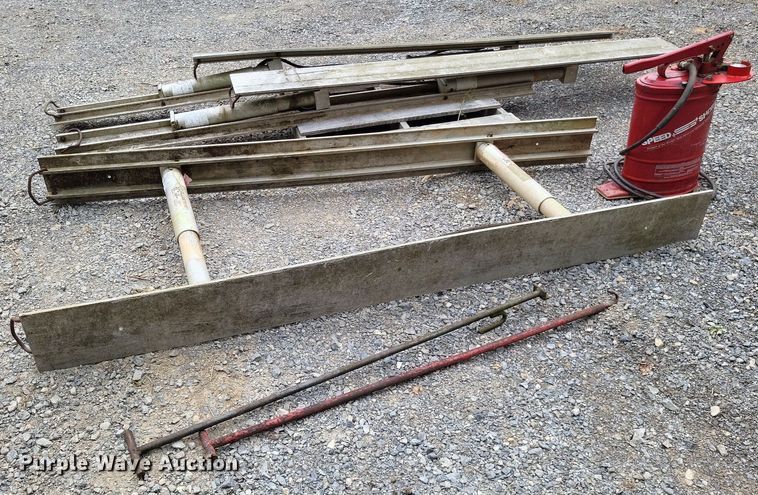 image for item DP5197 Speed Shore  hydraulic shoring system