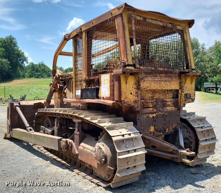 image for item DP5201 1974 Caterpillar D7F  dozer