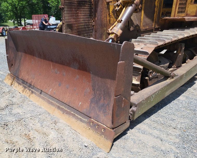 image for item DP5201 1974 Caterpillar D7F  dozer