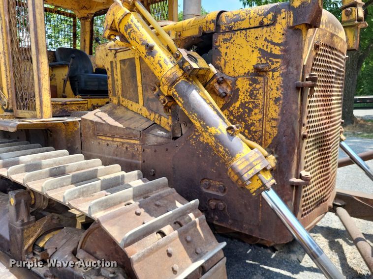 image for item DP5201 1974 Caterpillar D7F  dozer