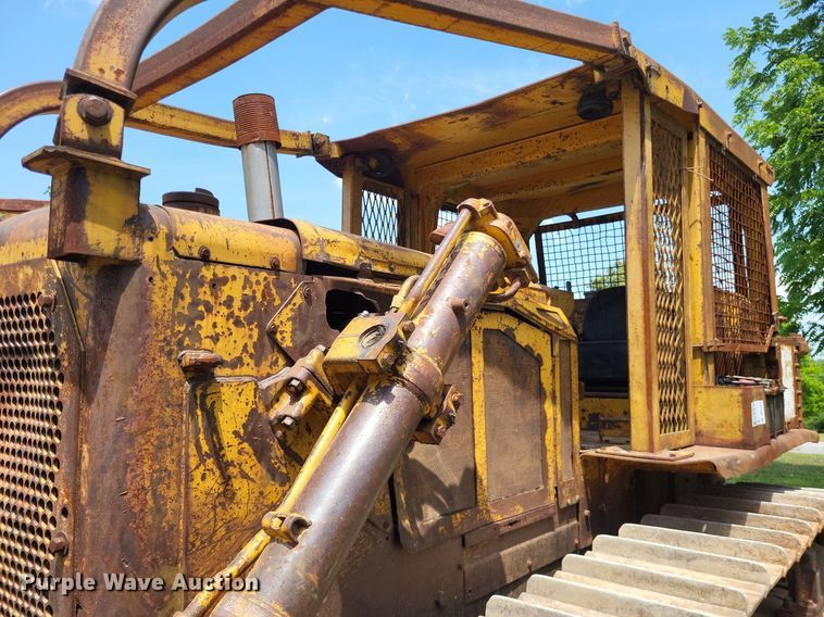 image for item DP5201 1974 Caterpillar D7F  dozer