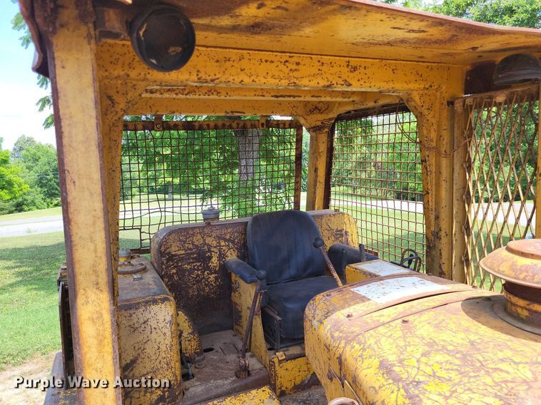 image for item DP5201 1974 Caterpillar D7F  dozer