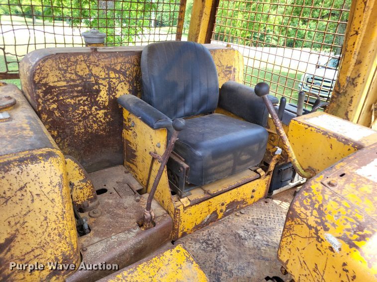 image for item DP5201 1974 Caterpillar D7F  dozer