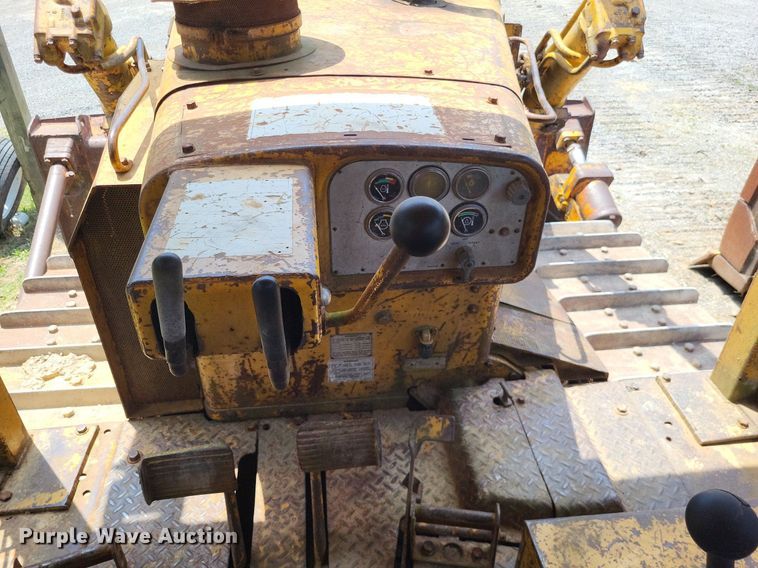 image for item DP5201 1974 Caterpillar D7F  dozer