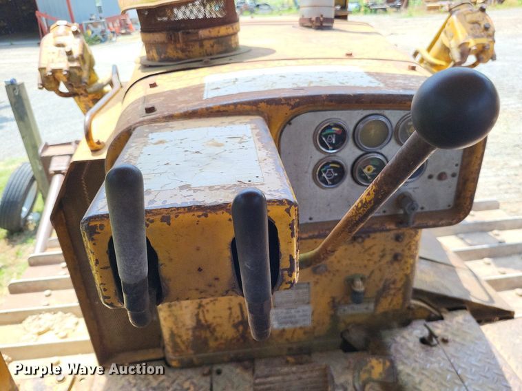 image for item DP5201 1974 Caterpillar D7F  dozer