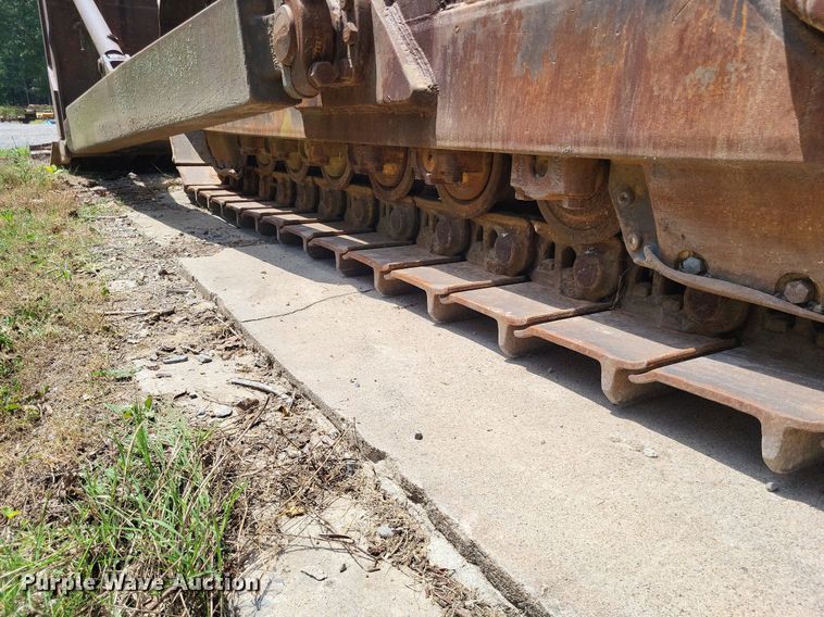 image for item DP5201 1974 Caterpillar D7F  dozer