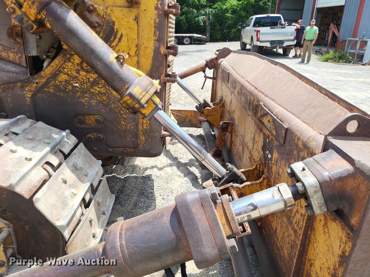 image for item DP5202 1975 Caterpillar D7G  dozer