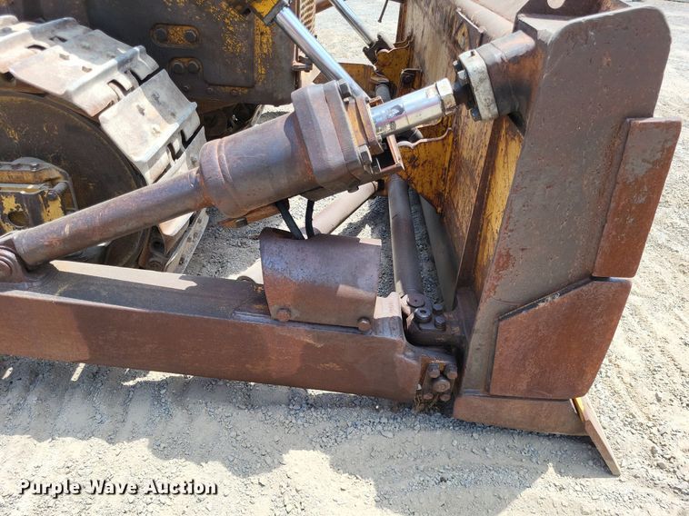 image for item DP5202 1975 Caterpillar D7G  dozer