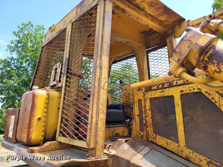 image for item DP5202 1975 Caterpillar D7G  dozer