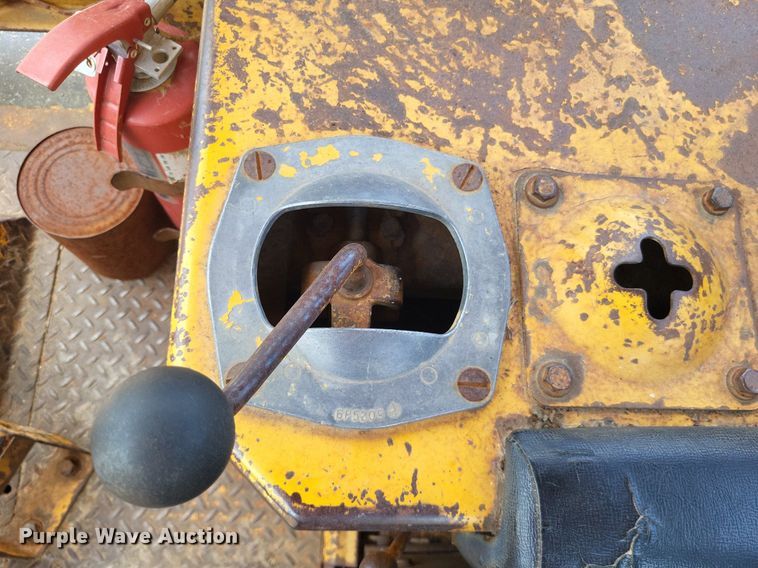 image for item DP5202 1975 Caterpillar D7G  dozer