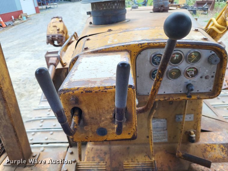 image for item DP5202 1975 Caterpillar D7G  dozer