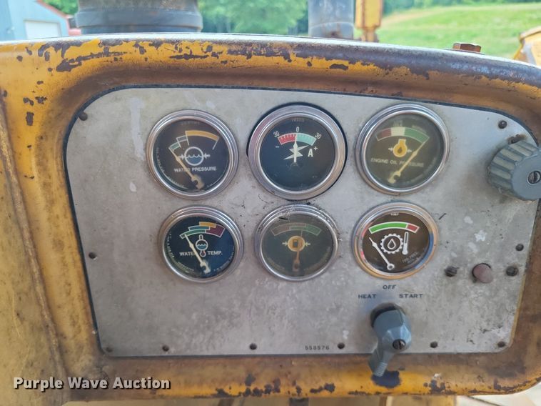 image for item DP5202 1975 Caterpillar D7G  dozer