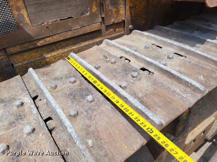 image for item DP5202 1975 Caterpillar D7G  dozer