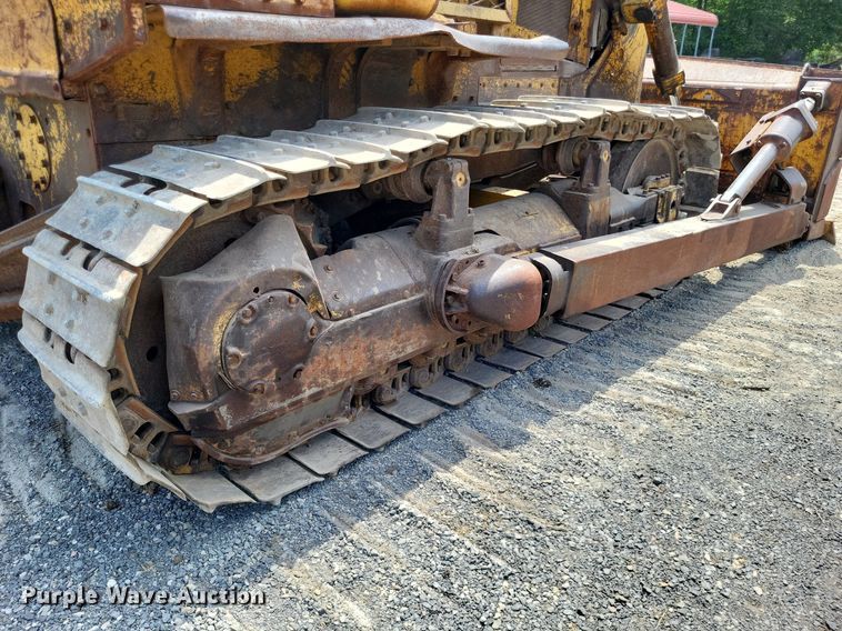 image for item DP5202 1975 Caterpillar D7G  dozer