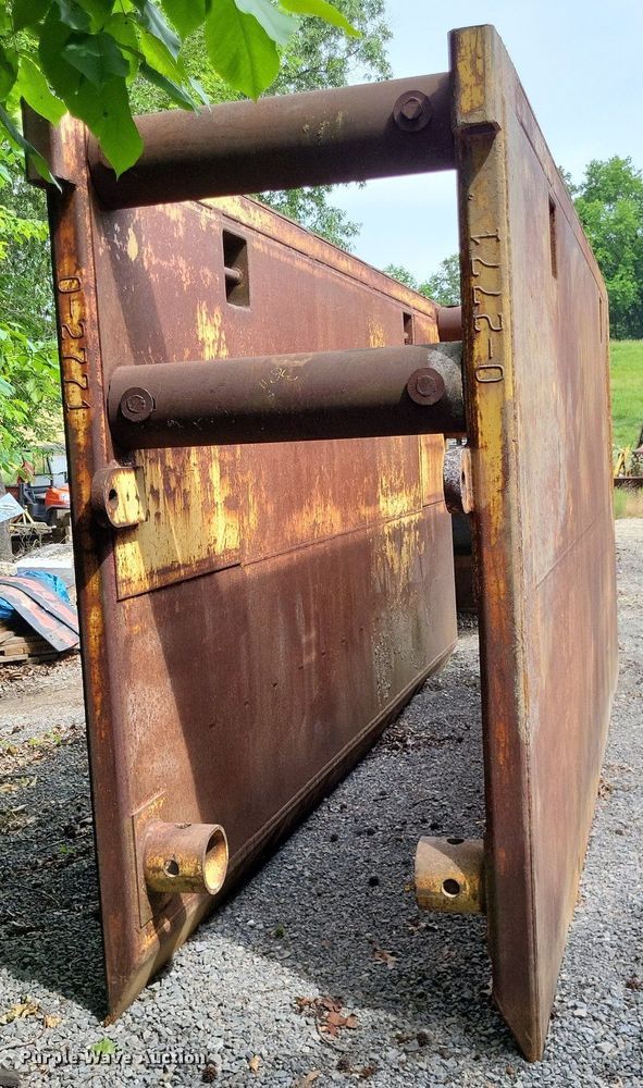 image for item DP5208 Trench box