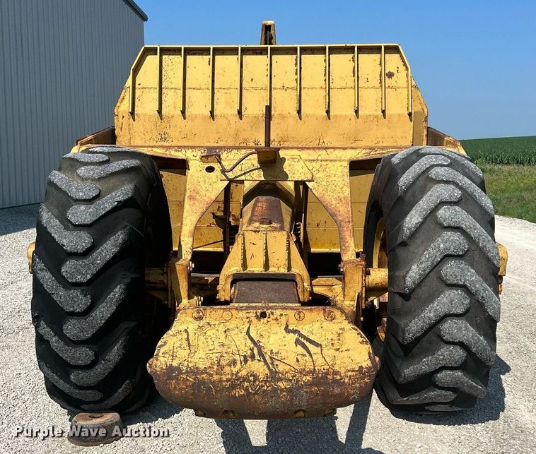 image for item DQ0837 Caterpillar 435  scraper