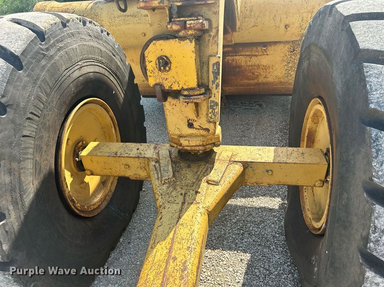 image for item DQ0837 Caterpillar 435  scraper