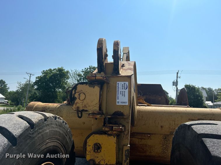 image for item DQ0837 Caterpillar 435  scraper