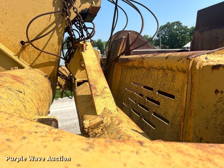 image for item DQ0837 Caterpillar 435  scraper