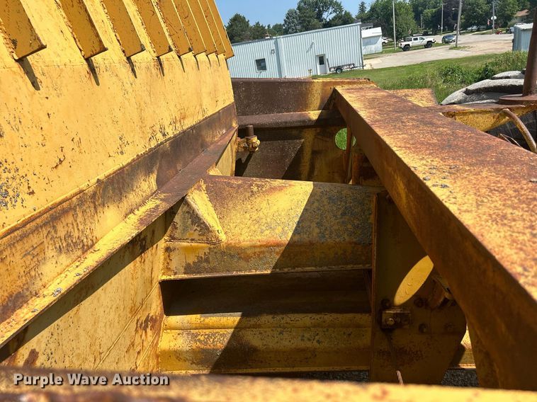 image for item DQ0837 Caterpillar 435  scraper