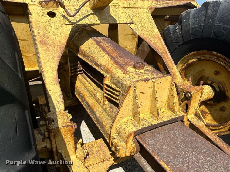 image for item DQ0837 Caterpillar 435  scraper